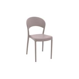 Silla beige con respaldo